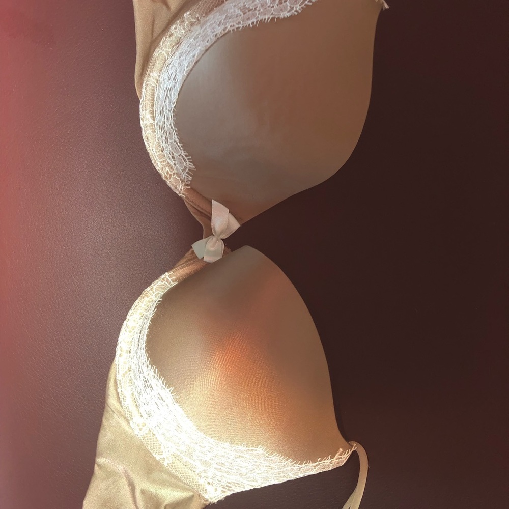 VS women bra